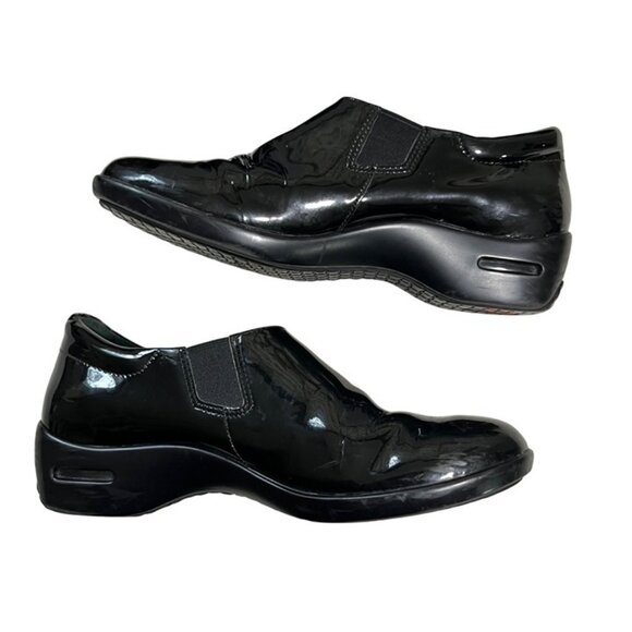 Cole Haan shoes women’s 6 1/2 black patent leather slip on clogs - Picture 8 of 10